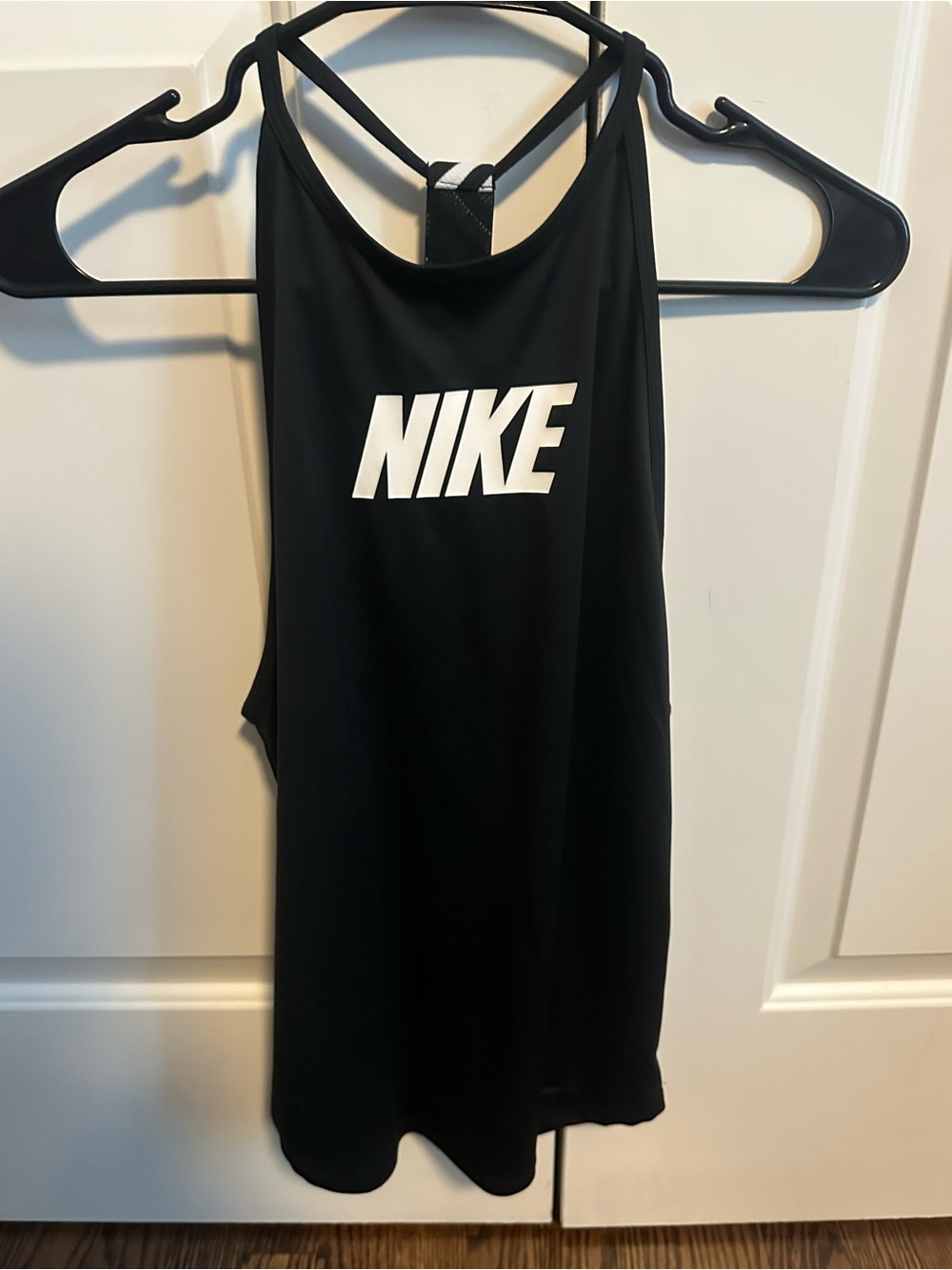 Women’s Nike Black Racerback Workout Tank Size Small
